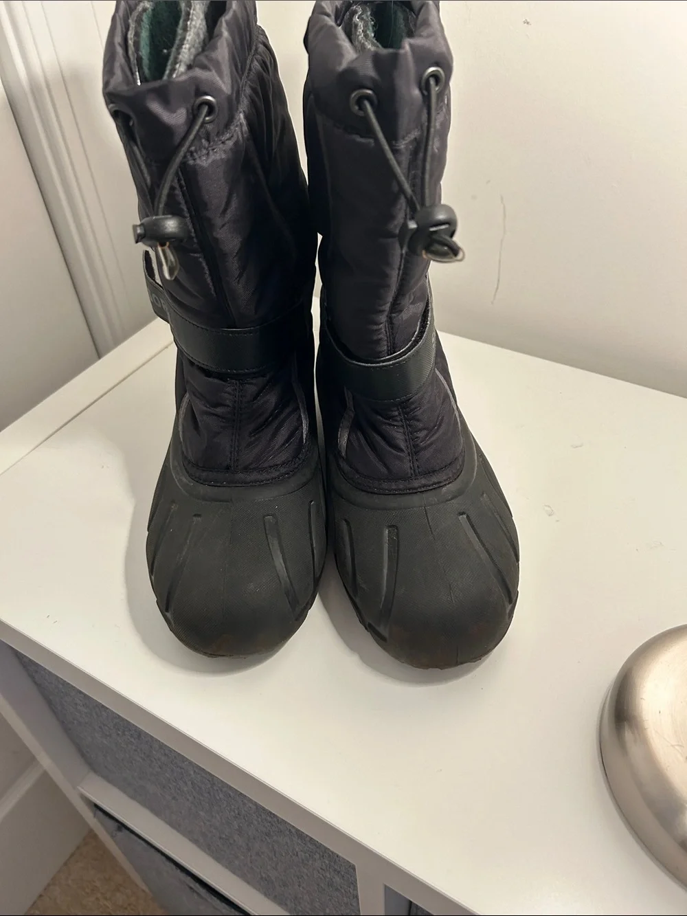 Kids Sorel winter boots size 6